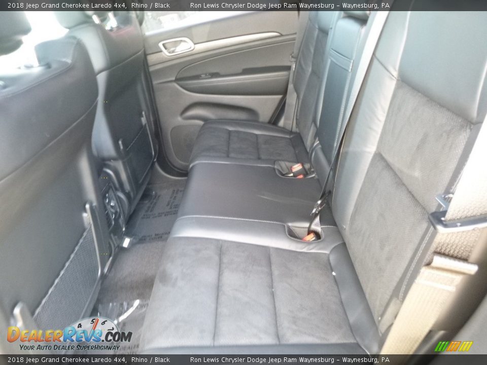 2018 Jeep Grand Cherokee Laredo 4x4 Rhino / Black Photo #9