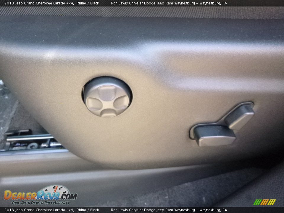 2018 Jeep Grand Cherokee Laredo 4x4 Rhino / Black Photo #13