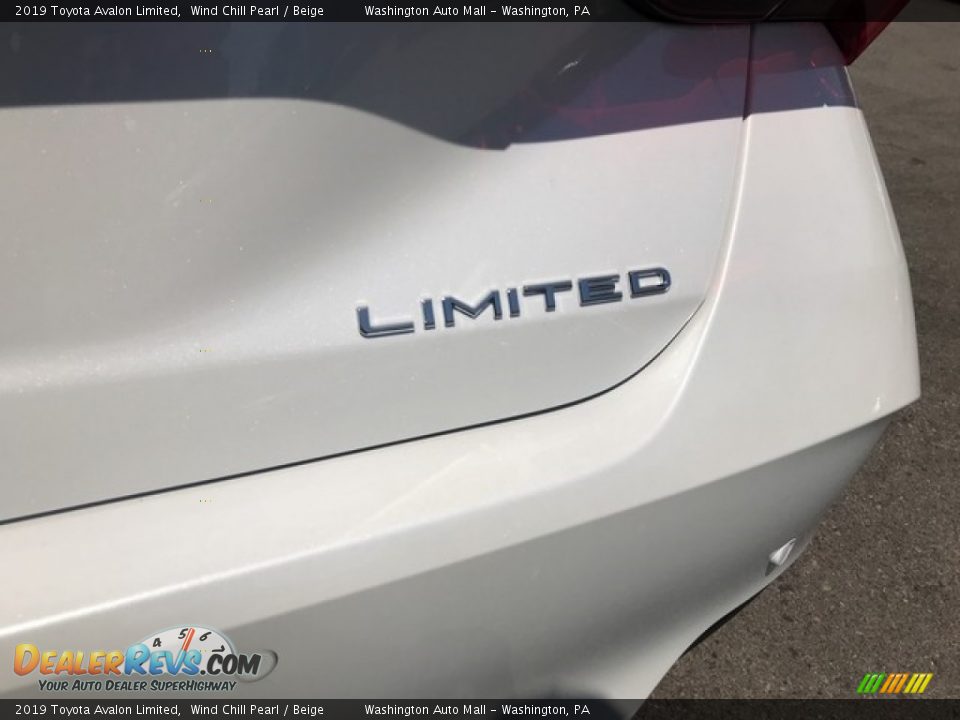 2019 Toyota Avalon Limited Wind Chill Pearl / Beige Photo #4
