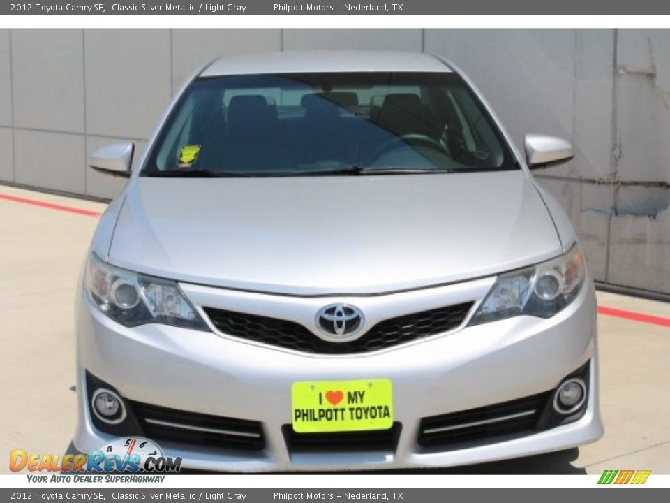 2012 Toyota Camry SE Classic Silver Metallic / Light Gray Photo #2