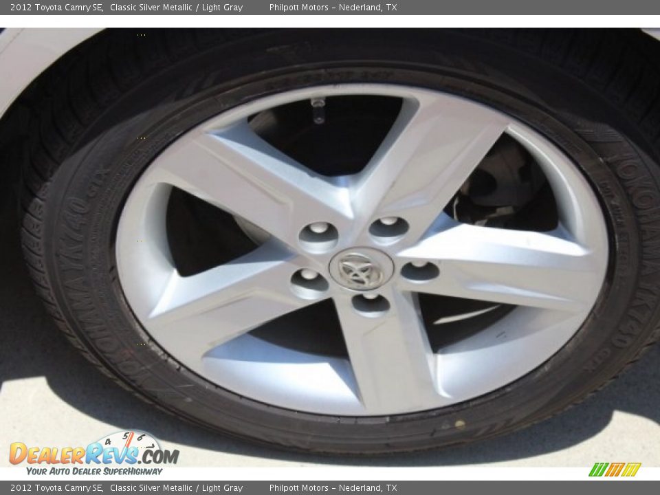 2012 Toyota Camry SE Classic Silver Metallic / Light Gray Photo #5