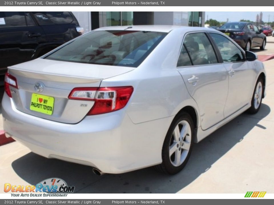2012 Toyota Camry SE Classic Silver Metallic / Light Gray Photo #8