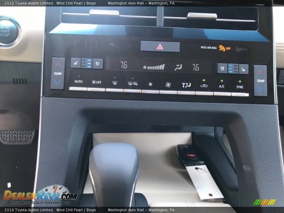 2019 Toyota Avalon Limited Wind Chill Pearl / Beige Photo #13