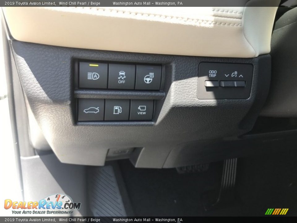 2019 Toyota Avalon Limited Wind Chill Pearl / Beige Photo #16