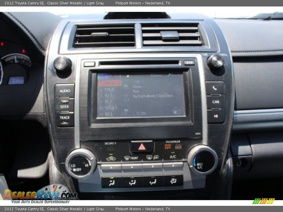 2012 Toyota Camry SE Classic Silver Metallic / Light Gray Photo #15