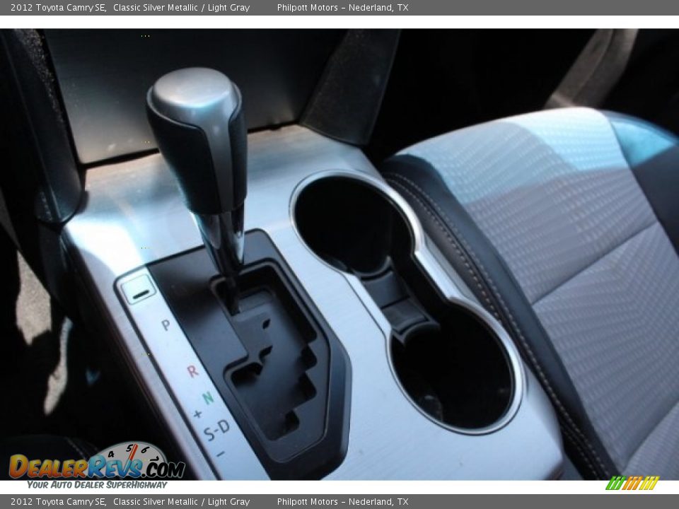 2012 Toyota Camry SE Classic Silver Metallic / Light Gray Photo #16