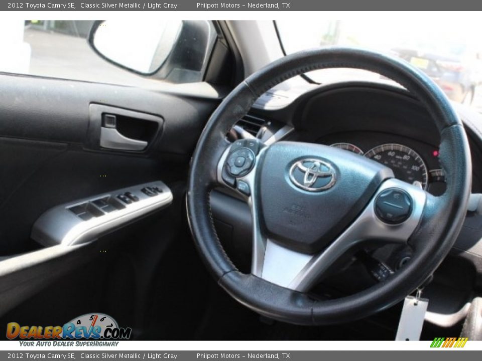 2012 Toyota Camry SE Classic Silver Metallic / Light Gray Photo #24