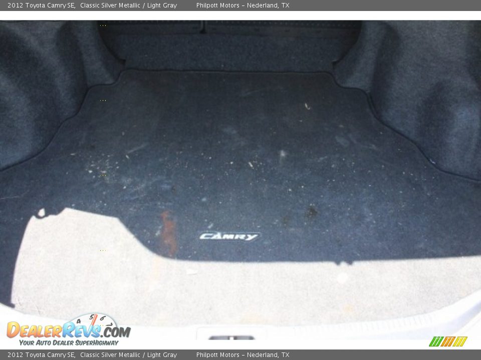 2012 Toyota Camry SE Classic Silver Metallic / Light Gray Photo #25