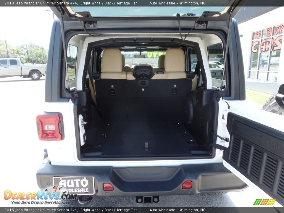 2018 Jeep Wrangler Unlimited Sahara 4x4 Bright White / Black/Heritage Tan Photo #5
