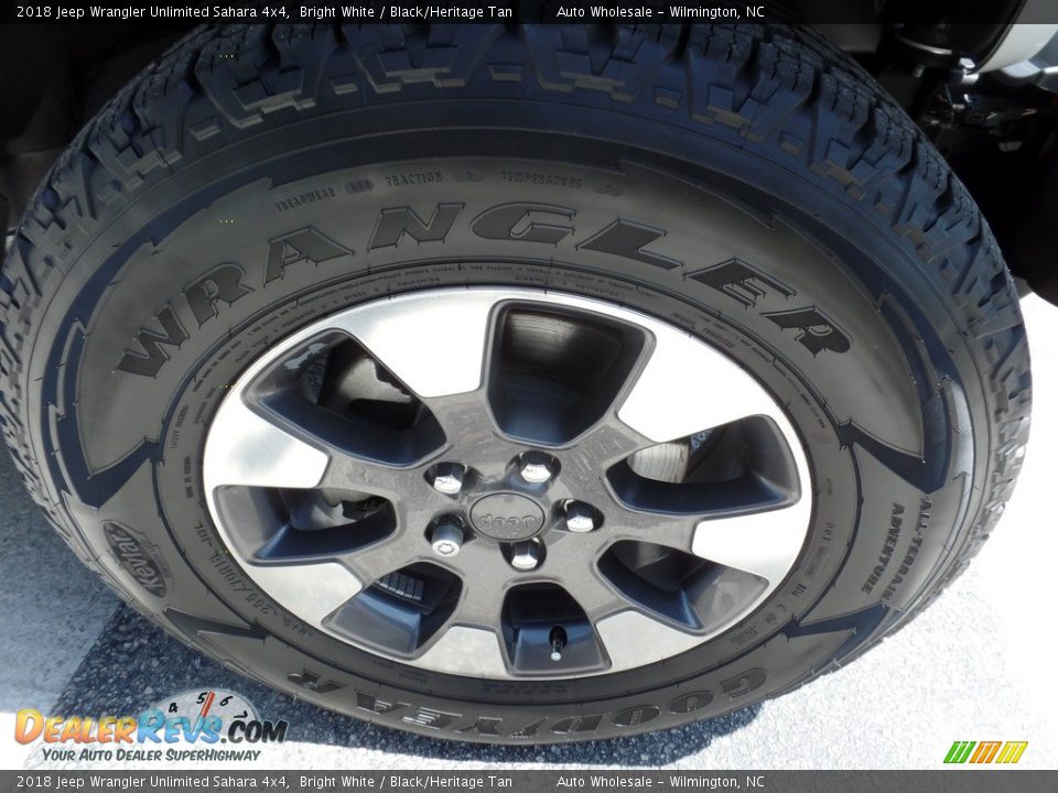 2018 Jeep Wrangler Unlimited Sahara 4x4 Bright White / Black/Heritage Tan Photo #7
