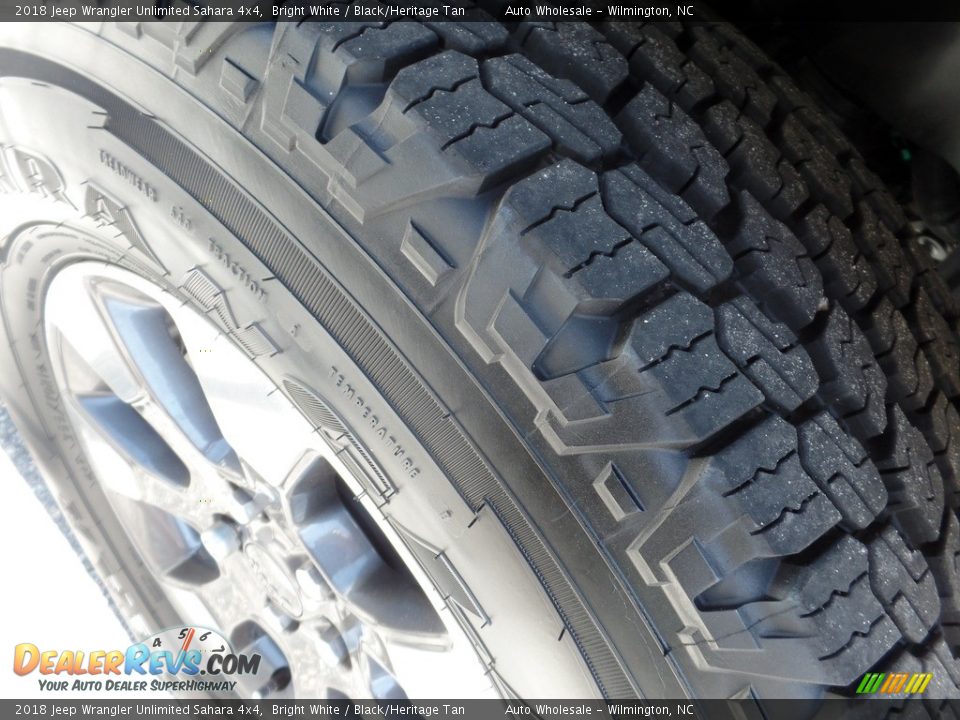 2018 Jeep Wrangler Unlimited Sahara 4x4 Bright White / Black/Heritage Tan Photo #9