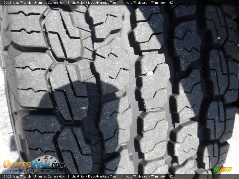 2018 Jeep Wrangler Unlimited Sahara 4x4 Bright White / Black/Heritage Tan Photo #10