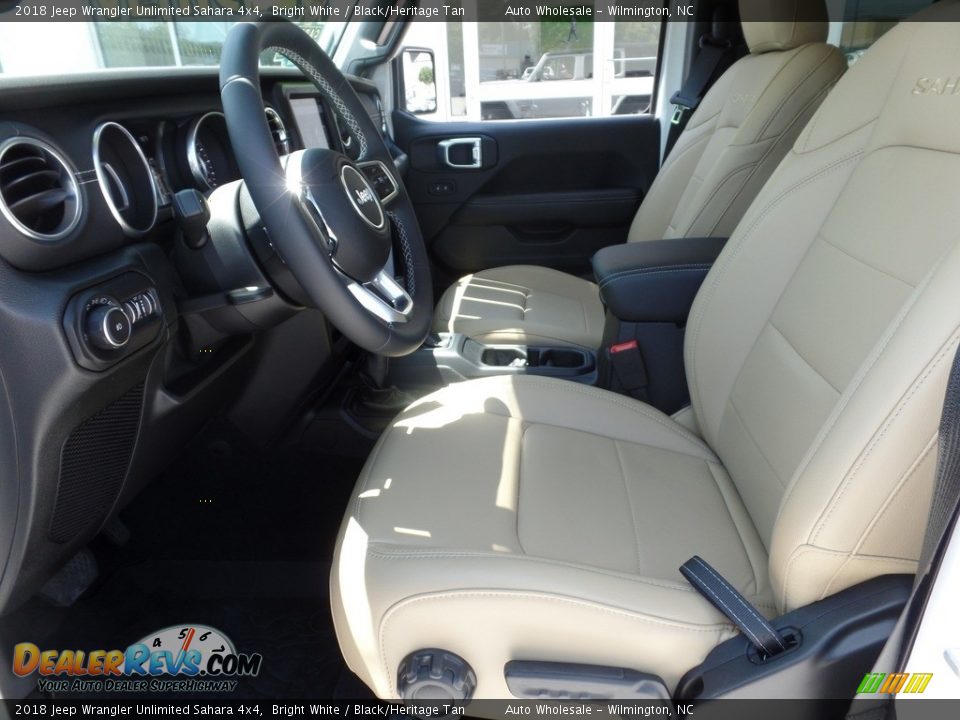 2018 Jeep Wrangler Unlimited Sahara 4x4 Bright White / Black/Heritage Tan Photo #11