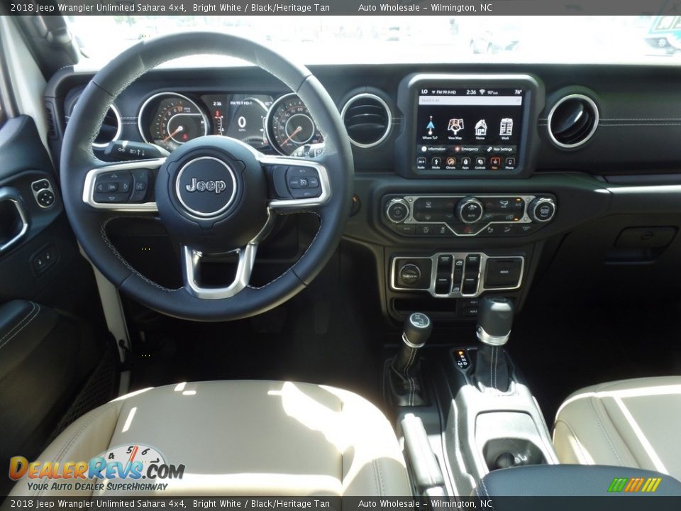 2018 Jeep Wrangler Unlimited Sahara 4x4 Bright White / Black/Heritage Tan Photo #15