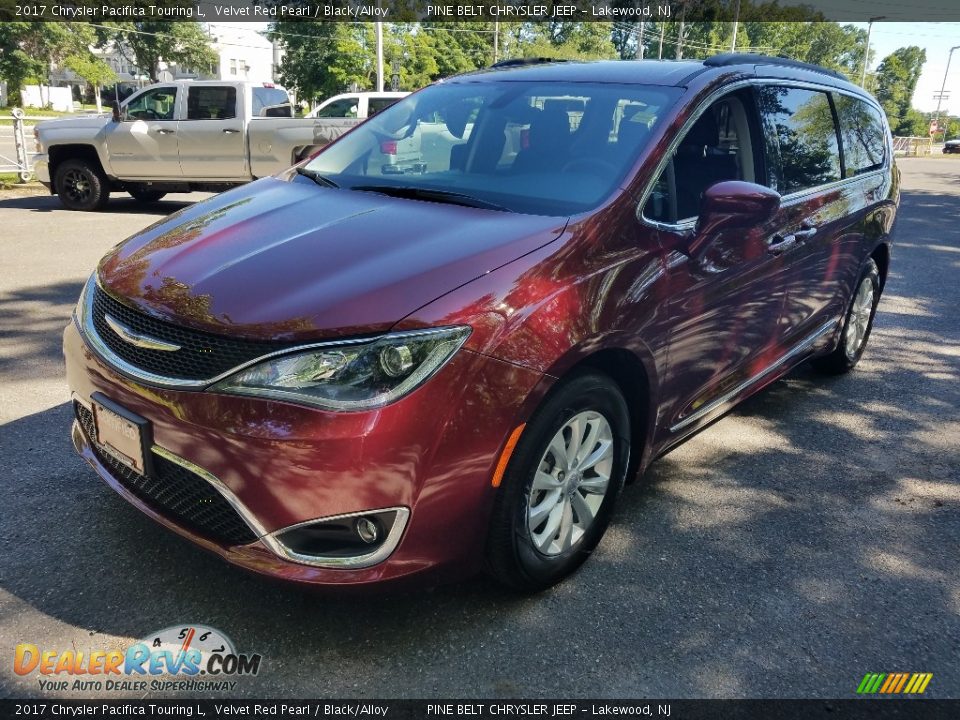 2017 Chrysler Pacifica Touring L Velvet Red Pearl / Black/Alloy Photo #3