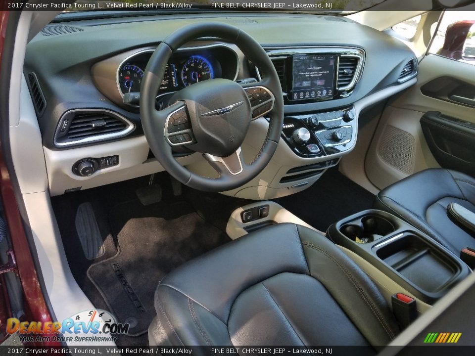 2017 Chrysler Pacifica Touring L Velvet Red Pearl / Black/Alloy Photo #15