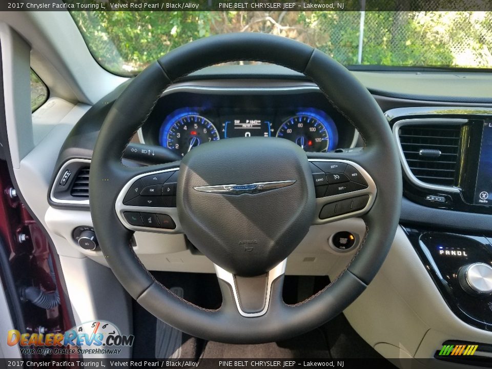 2017 Chrysler Pacifica Touring L Velvet Red Pearl / Black/Alloy Photo #23