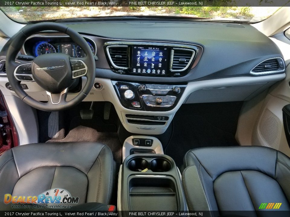 2017 Chrysler Pacifica Touring L Velvet Red Pearl / Black/Alloy Photo #24