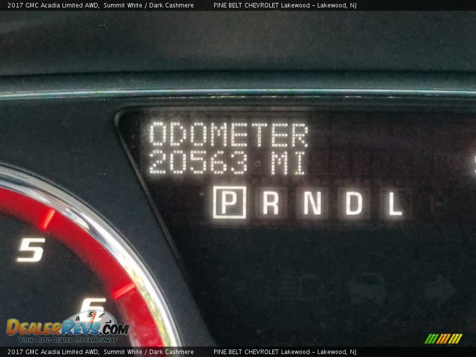 2017 GMC Acadia Limited AWD Summit White / Dark Cashmere Photo #21