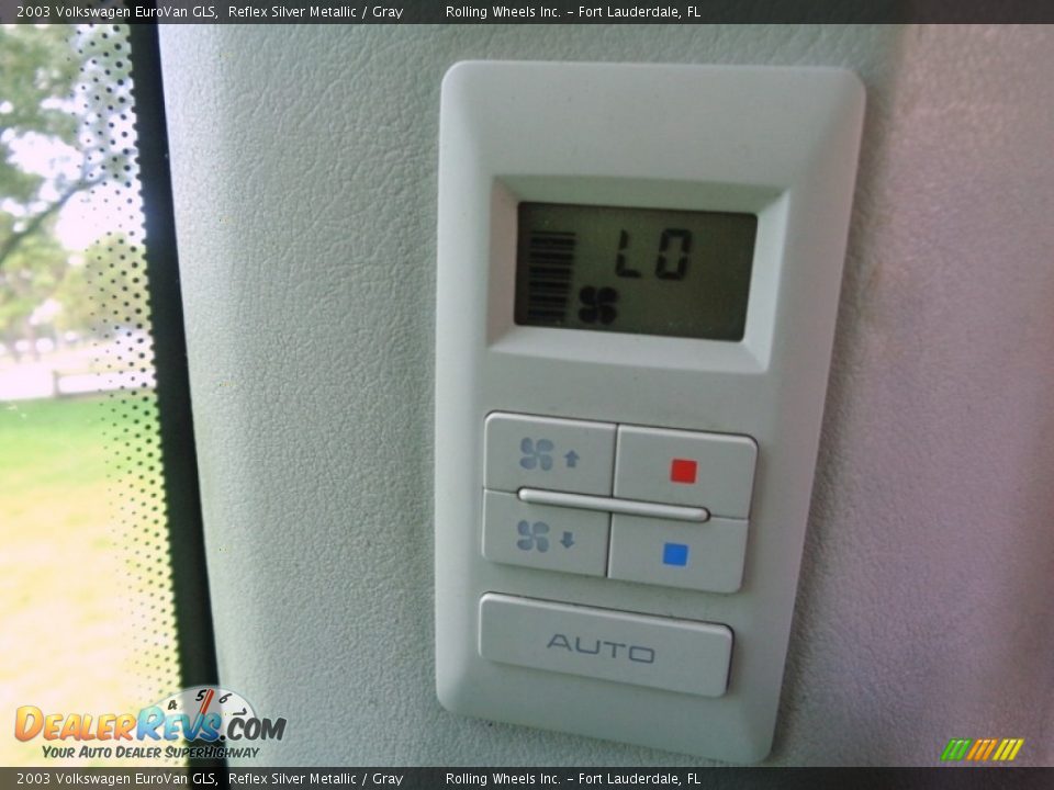 2003 Volkswagen EuroVan GLS Reflex Silver Metallic / Gray Photo #16