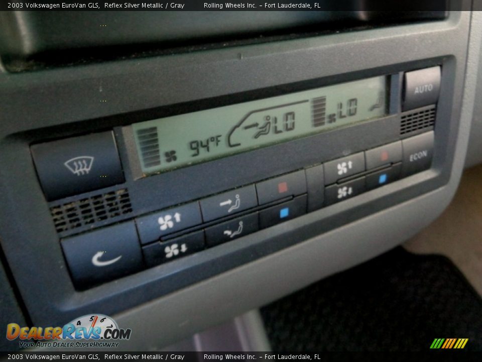 2003 Volkswagen EuroVan GLS Reflex Silver Metallic / Gray Photo #32