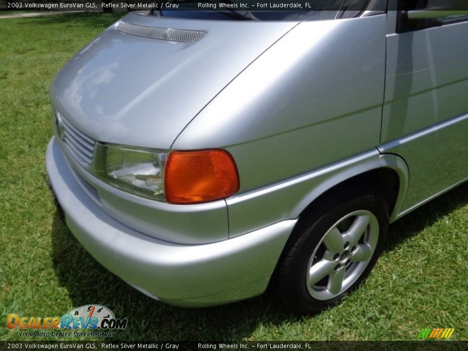 2003 Volkswagen EuroVan GLS Reflex Silver Metallic / Gray Photo #33