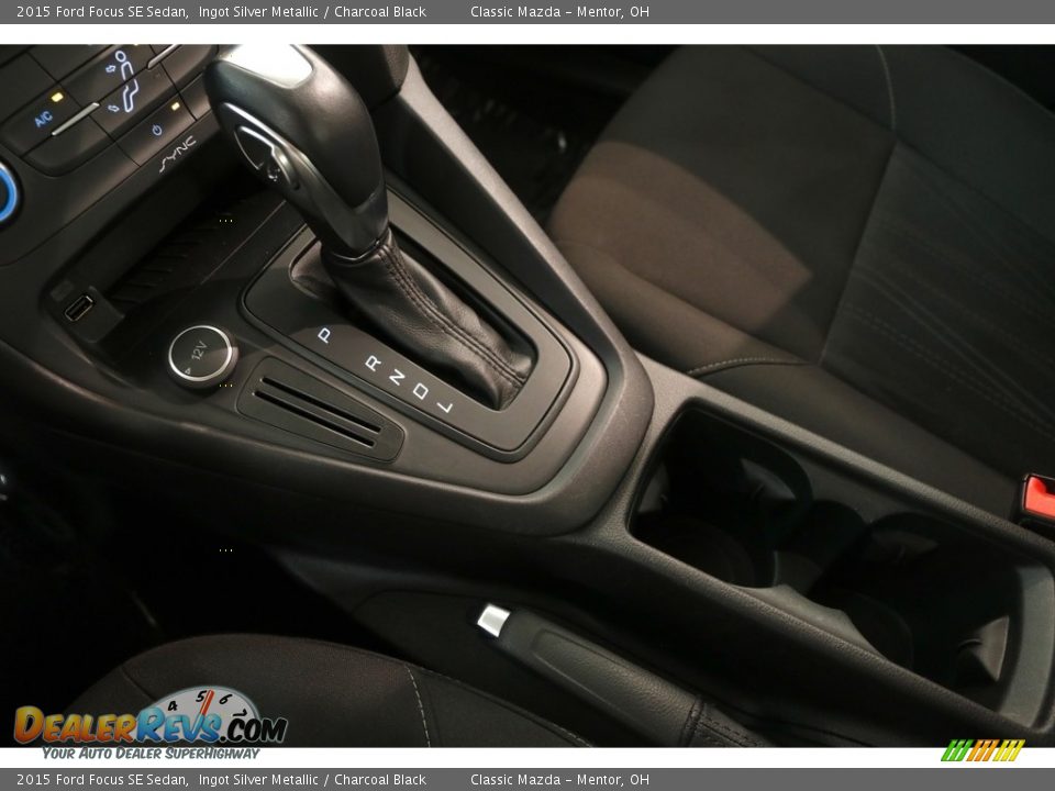 2015 Ford Focus SE Sedan Ingot Silver Metallic / Charcoal Black Photo #11