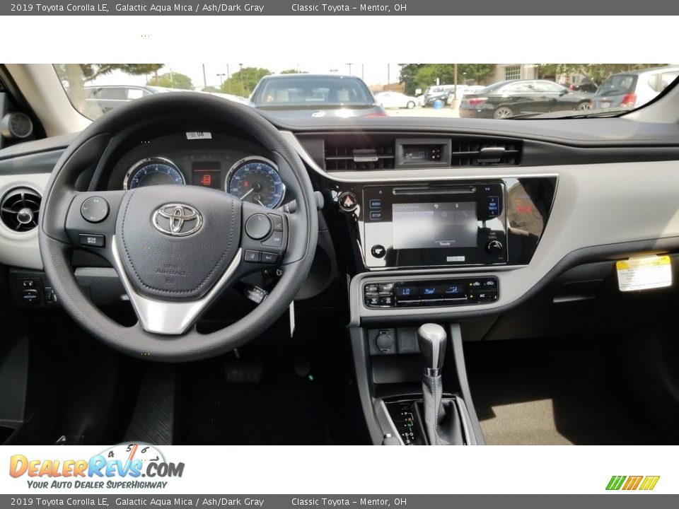 2019 Toyota Corolla LE Galactic Aqua Mica / Ash/Dark Gray Photo #5