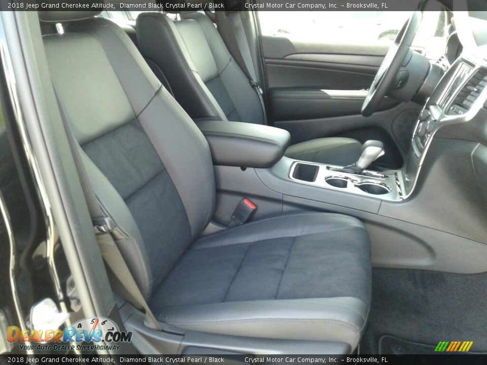 2018 Jeep Grand Cherokee Altitude Diamond Black Crystal Pearl / Black Photo #11
