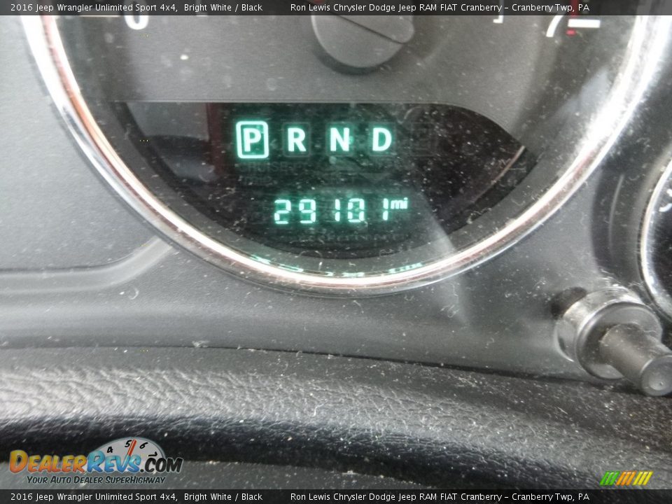 2016 Jeep Wrangler Unlimited Sport 4x4 Bright White / Black Photo #15