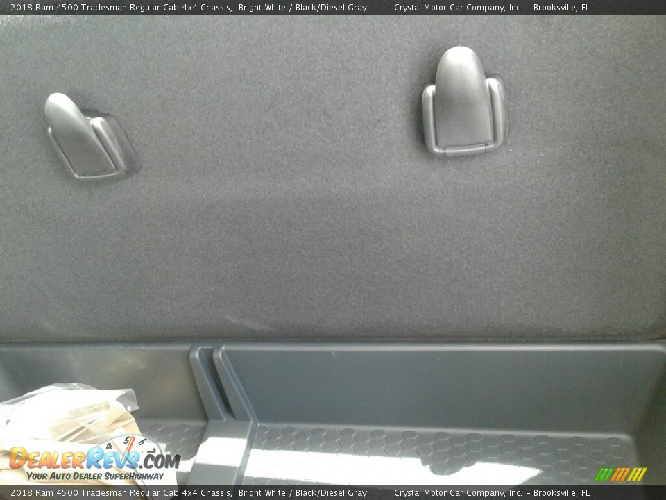 2018 Ram 4500 Tradesman Regular Cab 4x4 Chassis Bright White / Black/Diesel Gray Photo #11