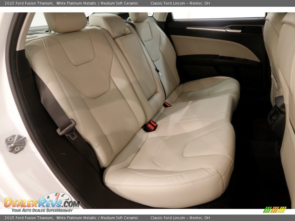2015 Ford Fusion Titanium White Platinum Metallic / Medium Soft Ceramic Photo #13