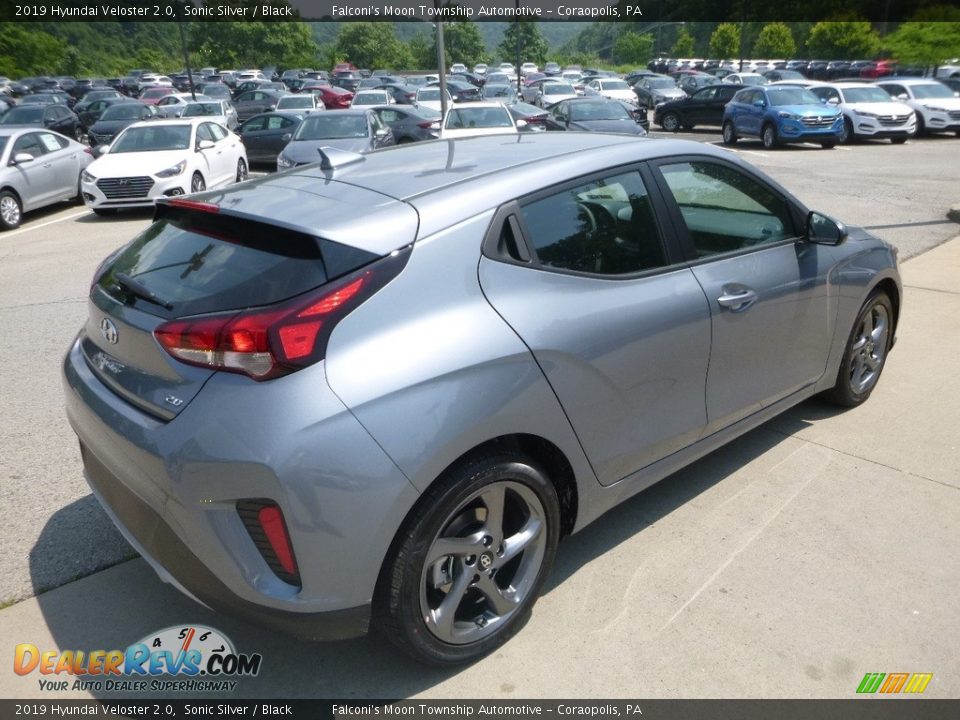 2019 Hyundai Veloster 2.0 Sonic Silver / Black Photo #2