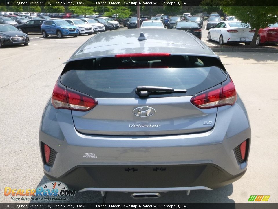 2019 Hyundai Veloster 2.0 Sonic Silver / Black Photo #7
