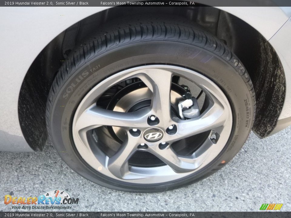 2019 Hyundai Veloster 2.0 Wheel Photo #8