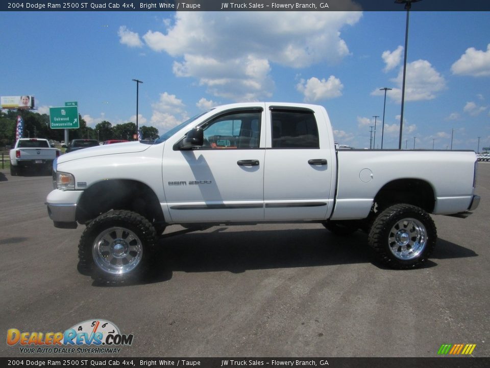 2004 Dodge Ram 2500 ST Quad Cab 4x4 Bright White / Taupe Photo #2