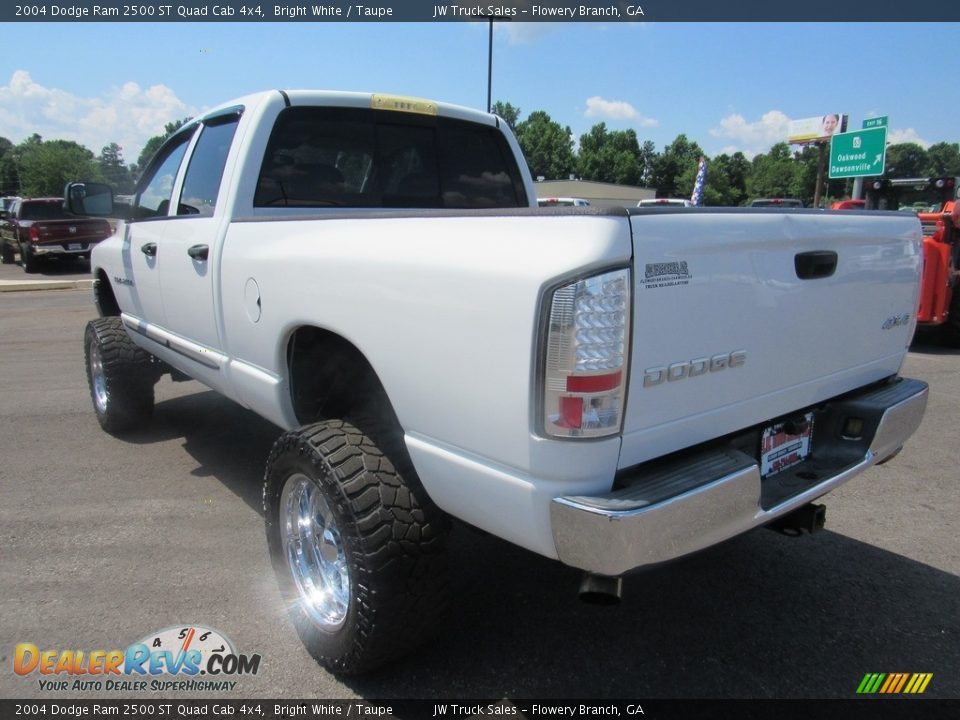 2004 Dodge Ram 2500 ST Quad Cab 4x4 Bright White / Taupe Photo #3