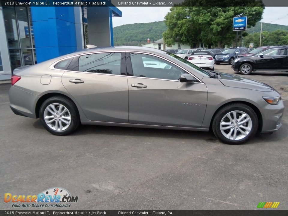 2018 Chevrolet Malibu LT Pepperdust Metallic / Jet Black Photo #4