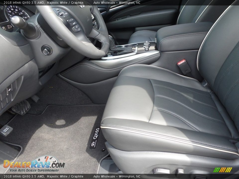 Front Seat of 2018 Infiniti QX60 3.5 AWD Photo #11