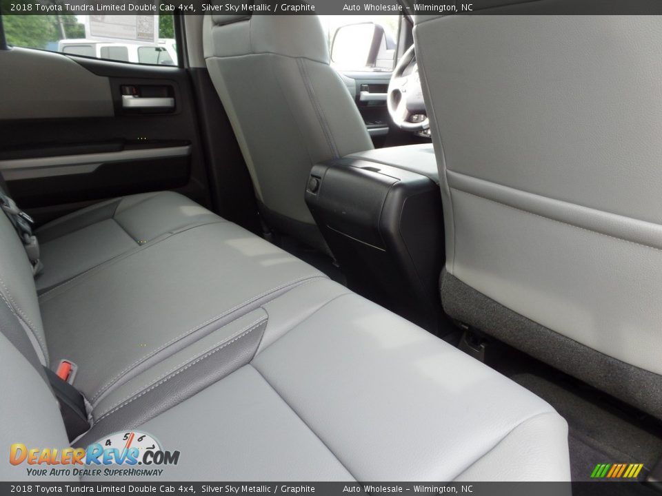 2018 Toyota Tundra Limited Double Cab 4x4 Silver Sky Metallic / Graphite Photo #14