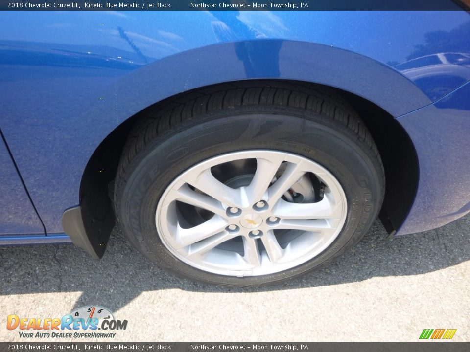 2018 Chevrolet Cruze LT Kinetic Blue Metallic / Jet Black Photo #9