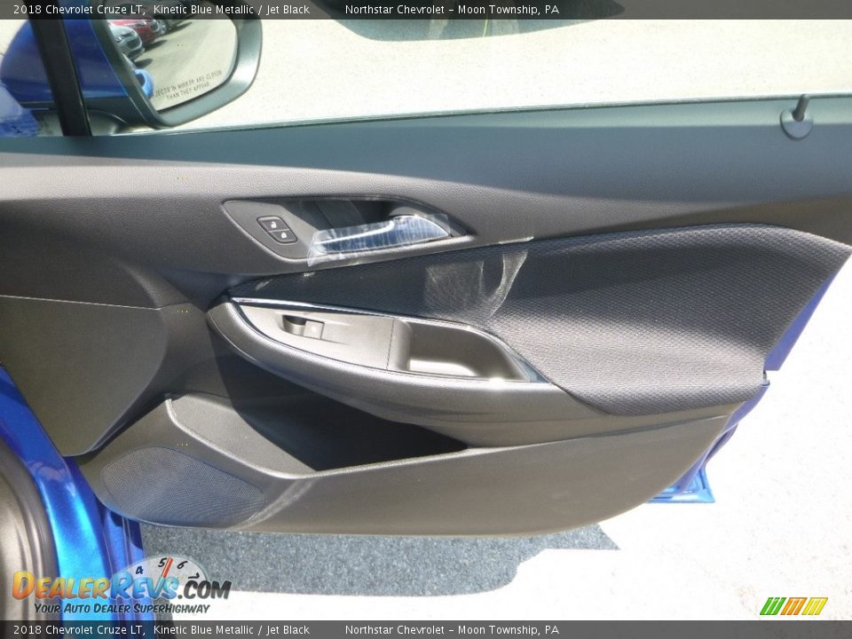 2018 Chevrolet Cruze LT Kinetic Blue Metallic / Jet Black Photo #12