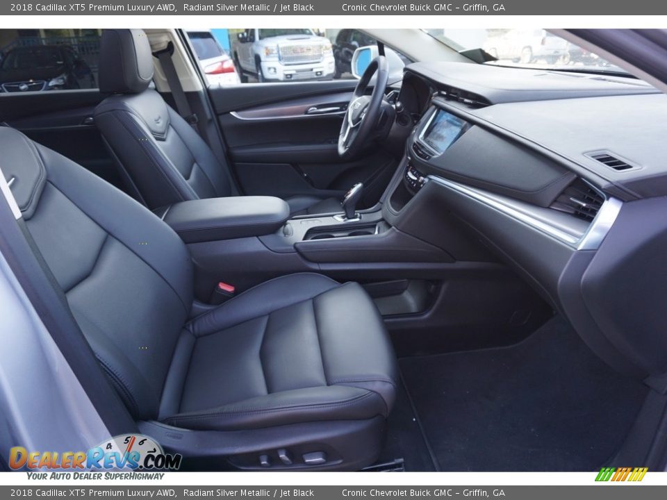 2018 Cadillac XT5 Premium Luxury AWD Radiant Silver Metallic / Jet Black Photo #18