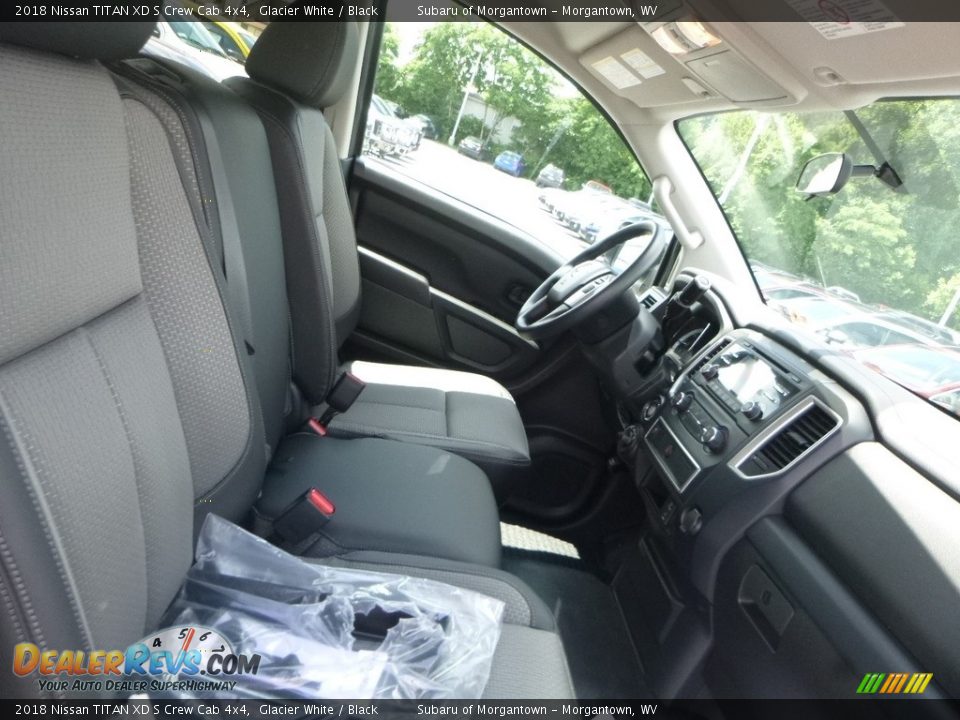 2018 Nissan TITAN XD S Crew Cab 4x4 Glacier White / Black Photo #9