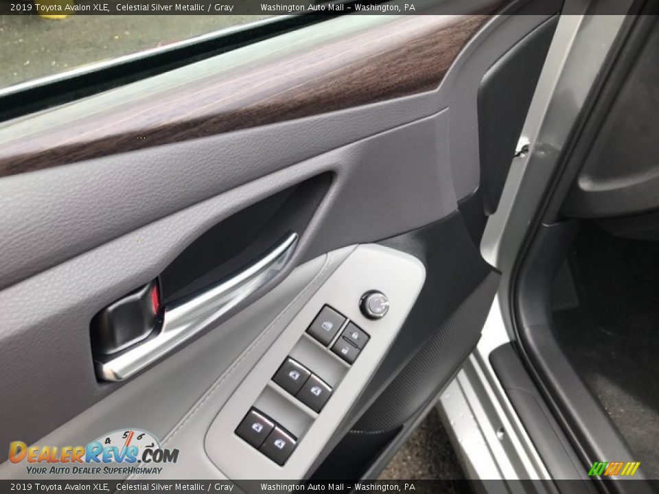 2019 Toyota Avalon XLE Celestial Silver Metallic / Gray Photo #9
