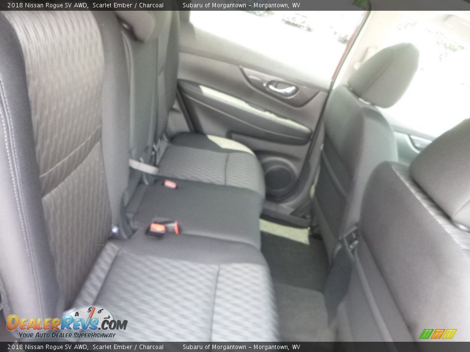 2018 Nissan Rogue SV AWD Scarlet Ember / Charcoal Photo #13