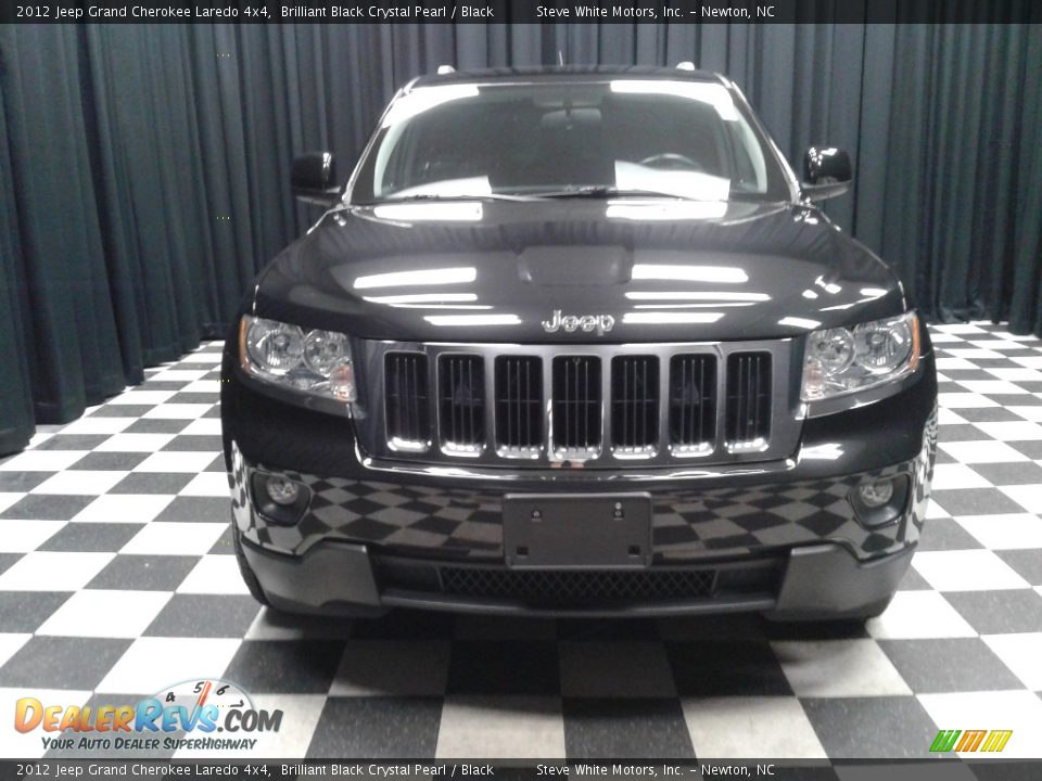 2012 Jeep Grand Cherokee Laredo 4x4 Brilliant Black Crystal Pearl / Black Photo #3