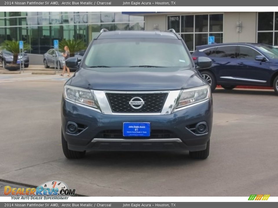 2014 Nissan Pathfinder SV AWD Arctic Blue Metallic / Charcoal Photo #2
