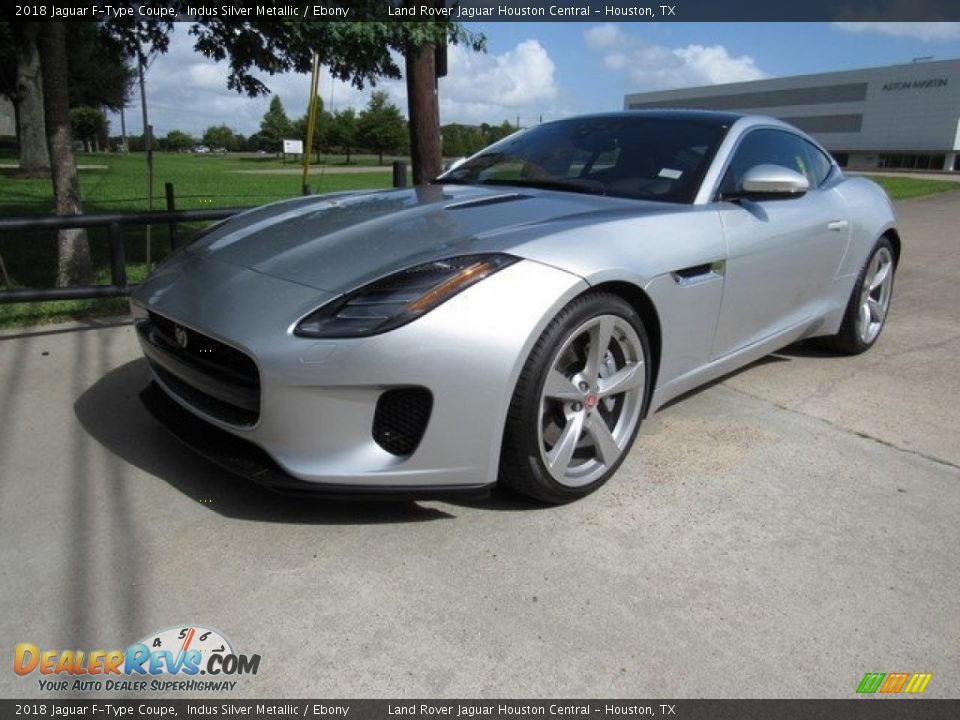 Front 3/4 View of 2018 Jaguar F-Type Coupe Photo #10