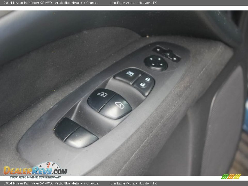 2014 Nissan Pathfinder SV AWD Arctic Blue Metallic / Charcoal Photo #15